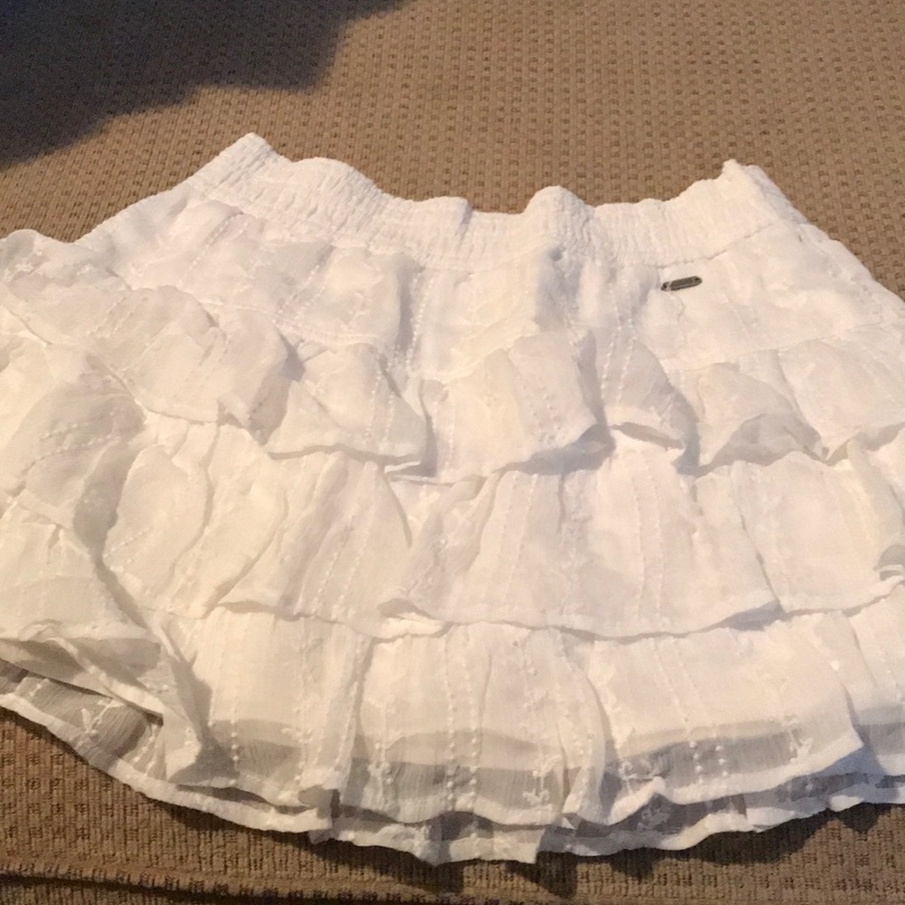 Ruffle skirt